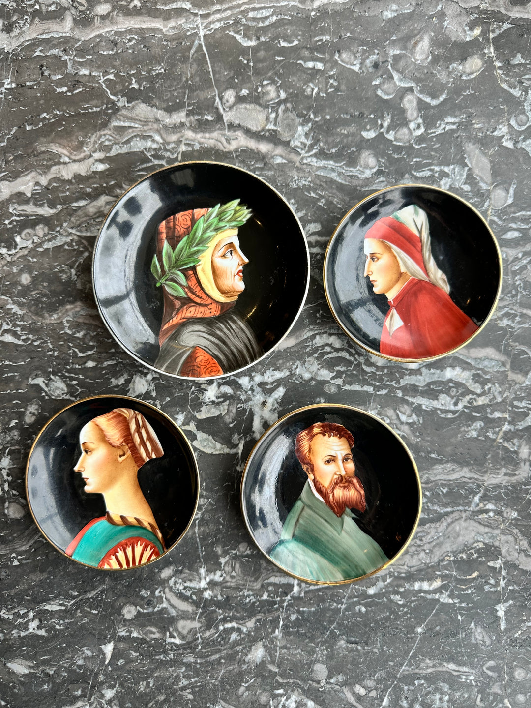 Ginori Italy Portrait Dish Set of 4