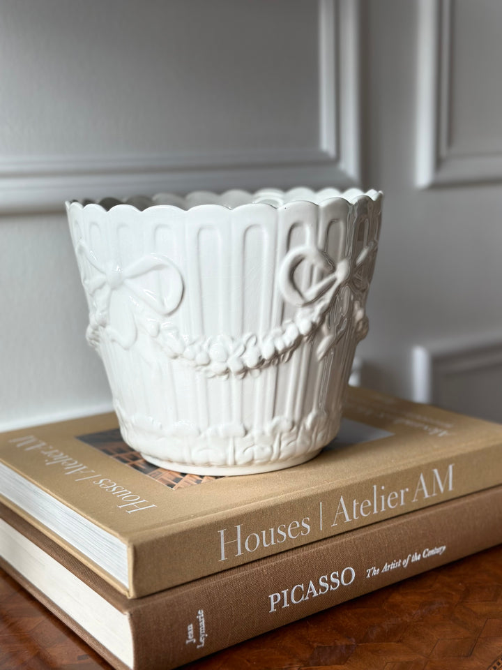 Italian Scalloped Jardiniere