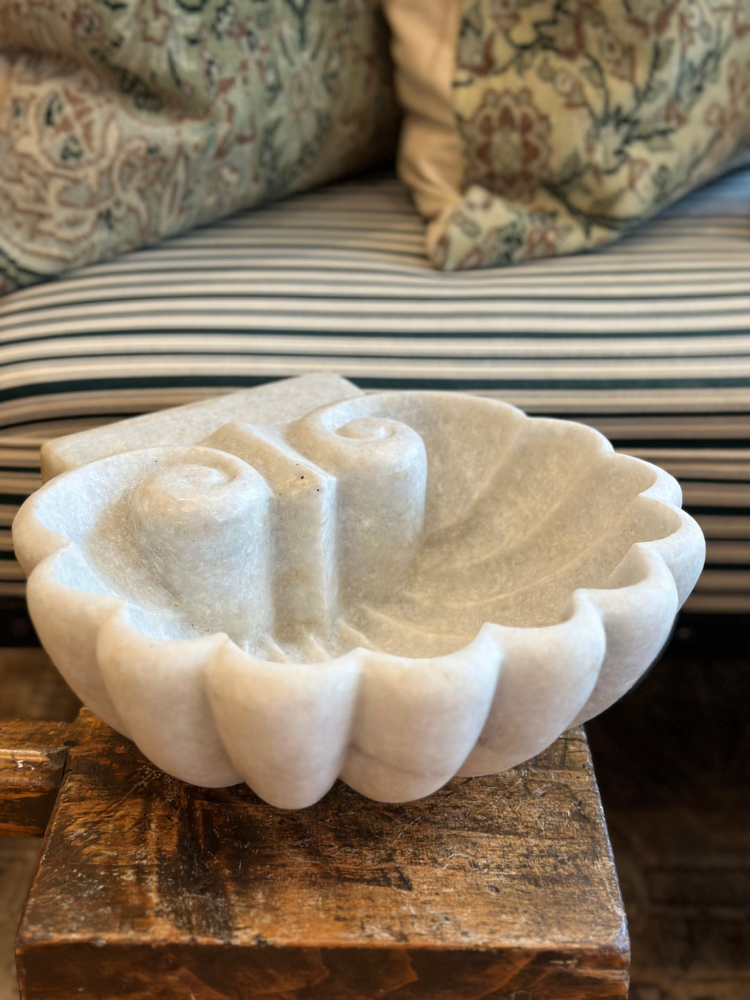 Marble Scalloped Bowl