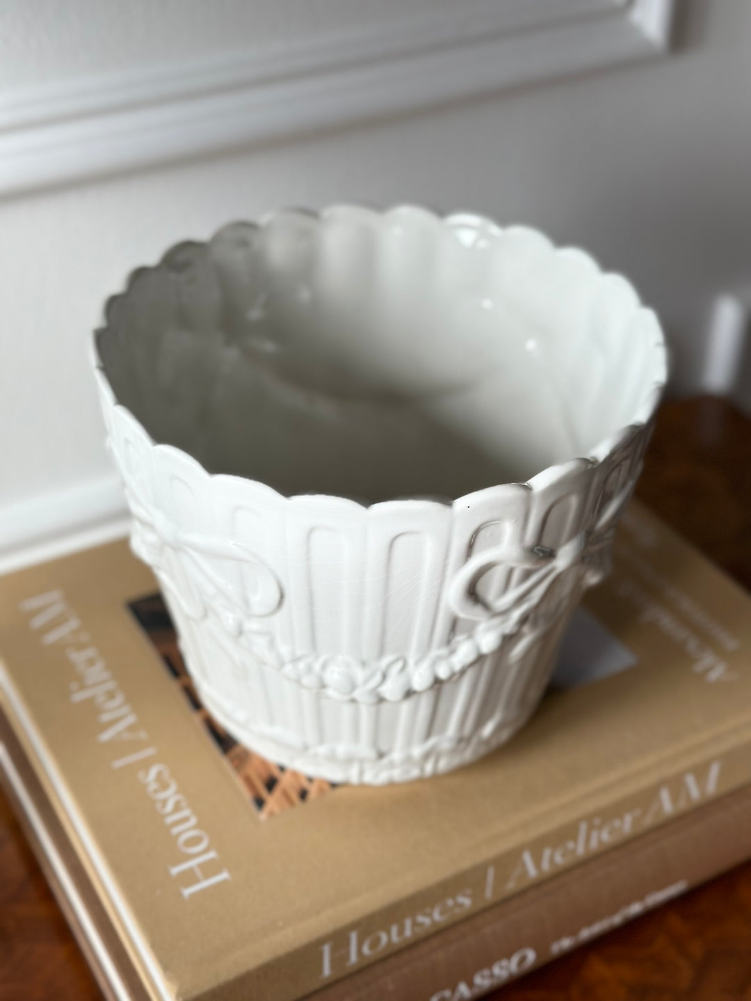 Italian Scalloped Jardiniere