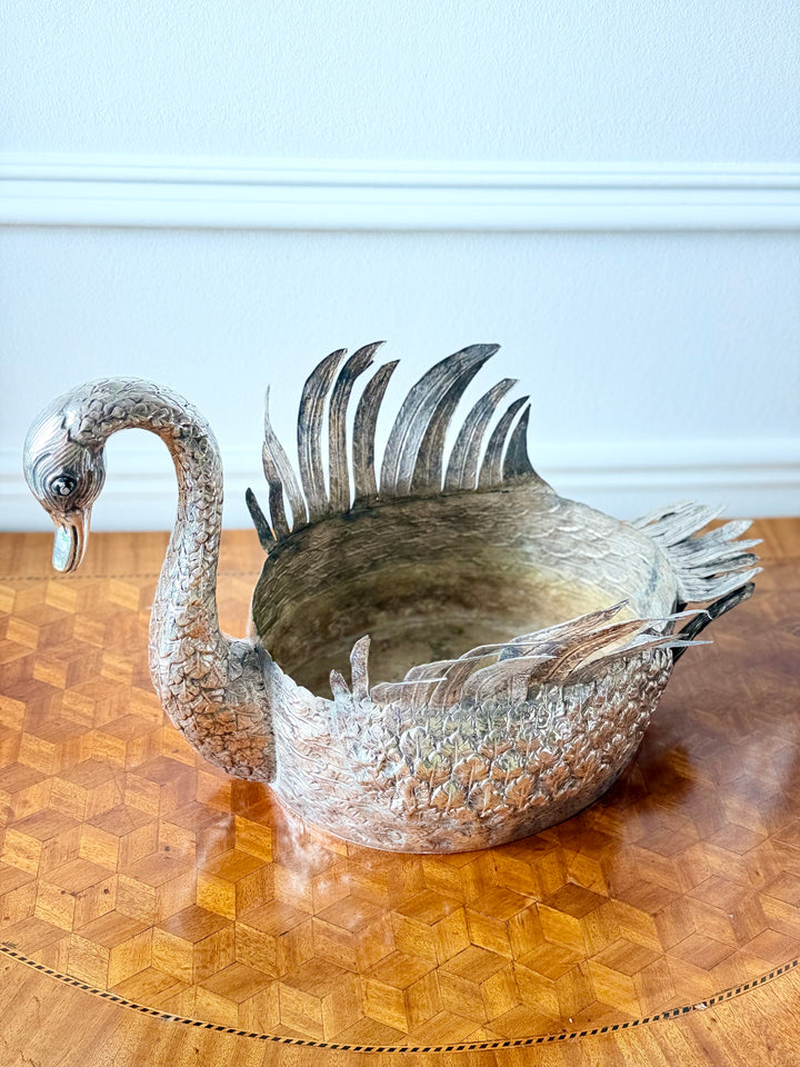 Sculptural silver form swan jardinière from 20th-century Portugal, featuring elegant detailing and a polished finish.