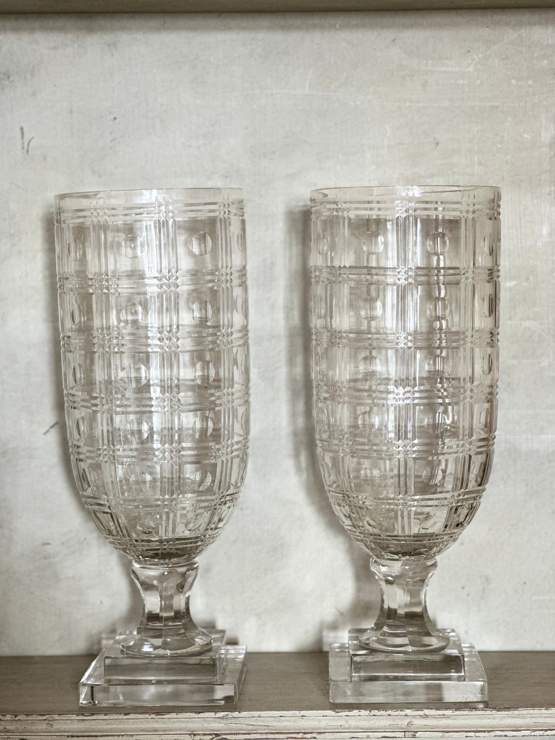 Checkered Hurricane - Pair